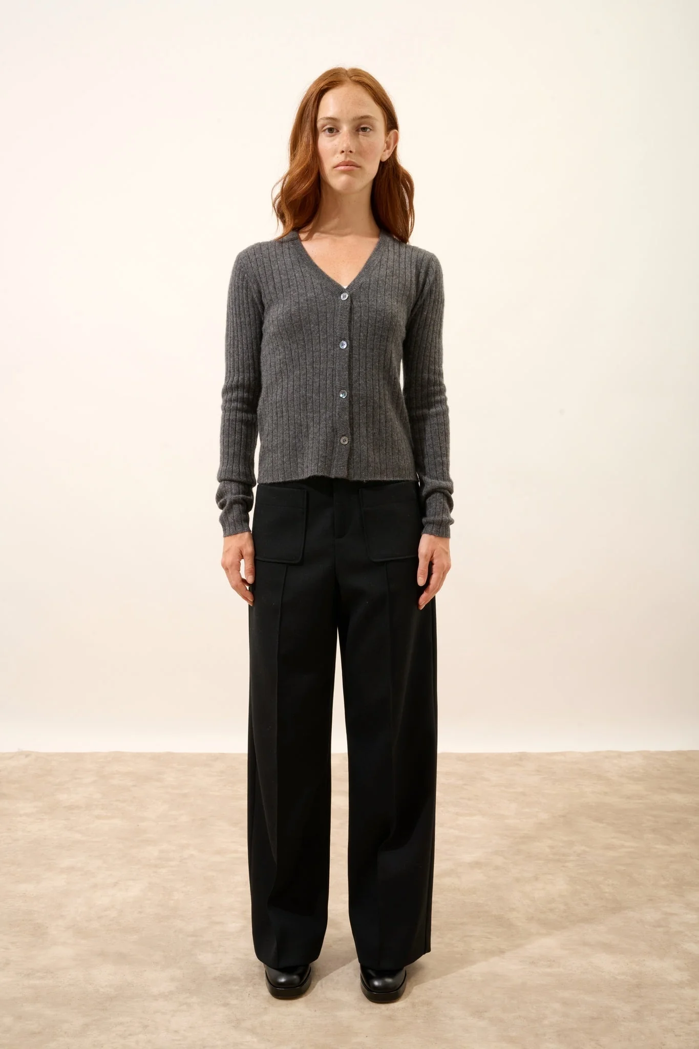 CAMILLE cardigan col v anthracite chiné – Image 3