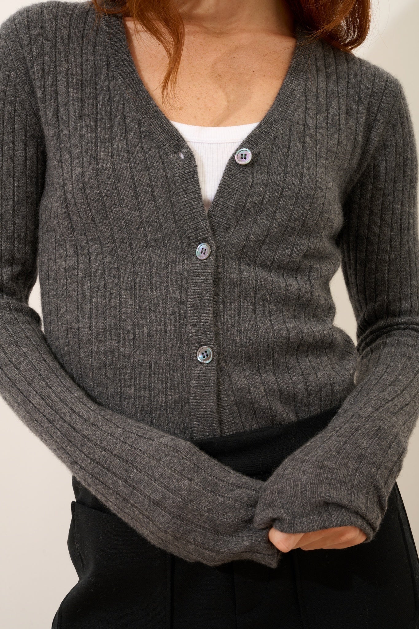 CAMILLE cardigan col v anthracite chiné – Image 5
