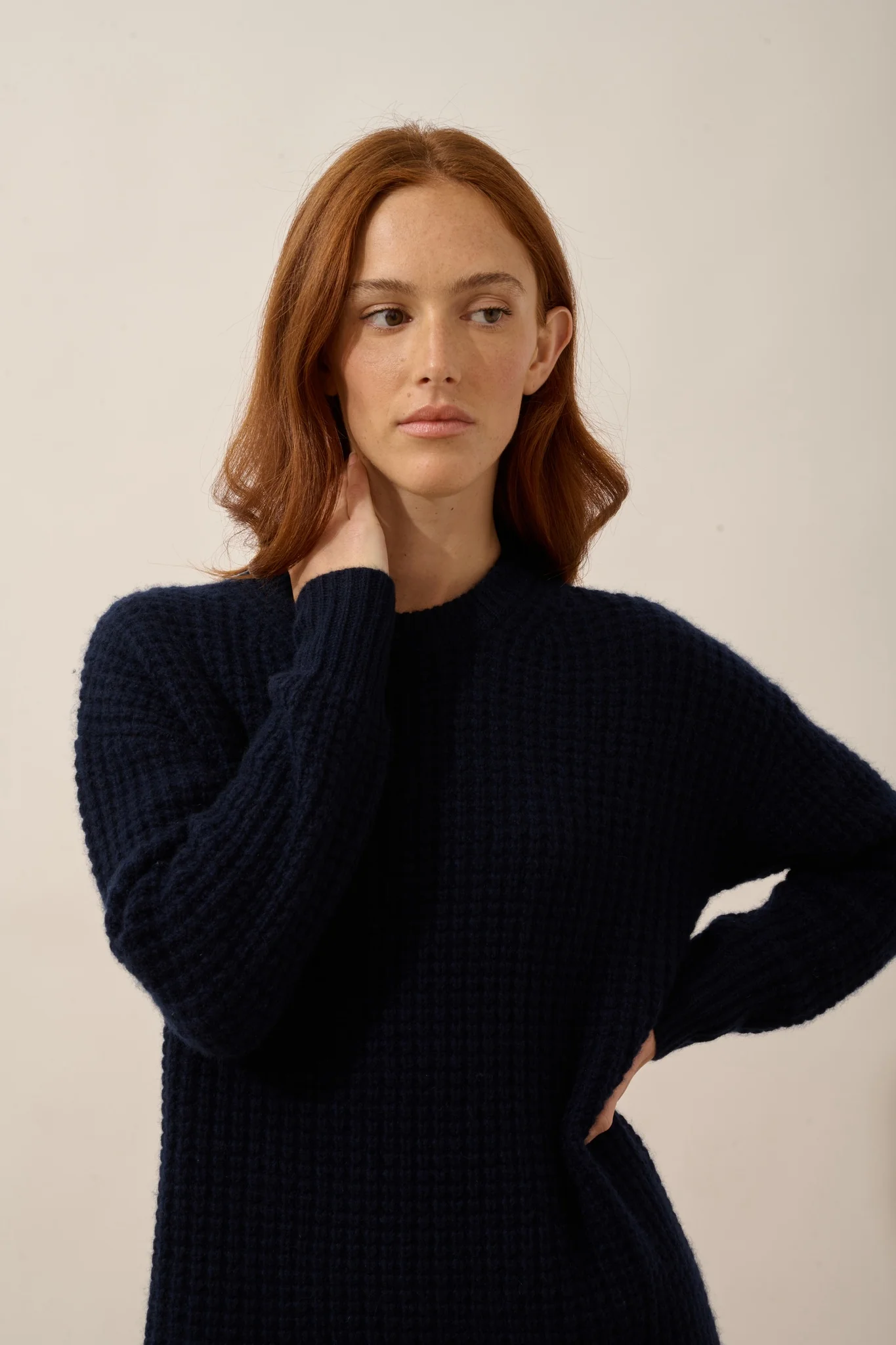 CHEWA robe col rond 8 fils navy – Image 4