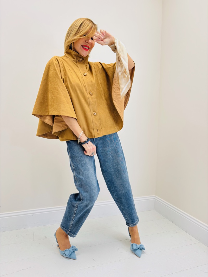 Cape En Suédine À Coupe Fluide – Marque Ange – Image 4