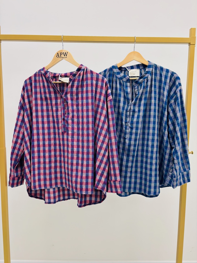 Blouse À Carreaux – Esprit Authentique Et Confort Naturel – Image 3