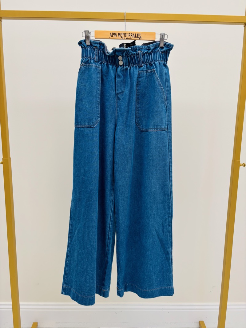 Jean Palazzo À Taille Élastiquée – Allure Fluide Et Esprit Moderne – Image 3