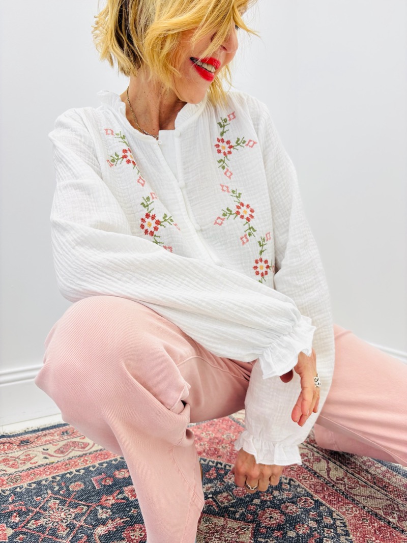Blouse En Gaze De Coton Brodée – Douceur Bohème Et Élégance Naturelle – Image 5